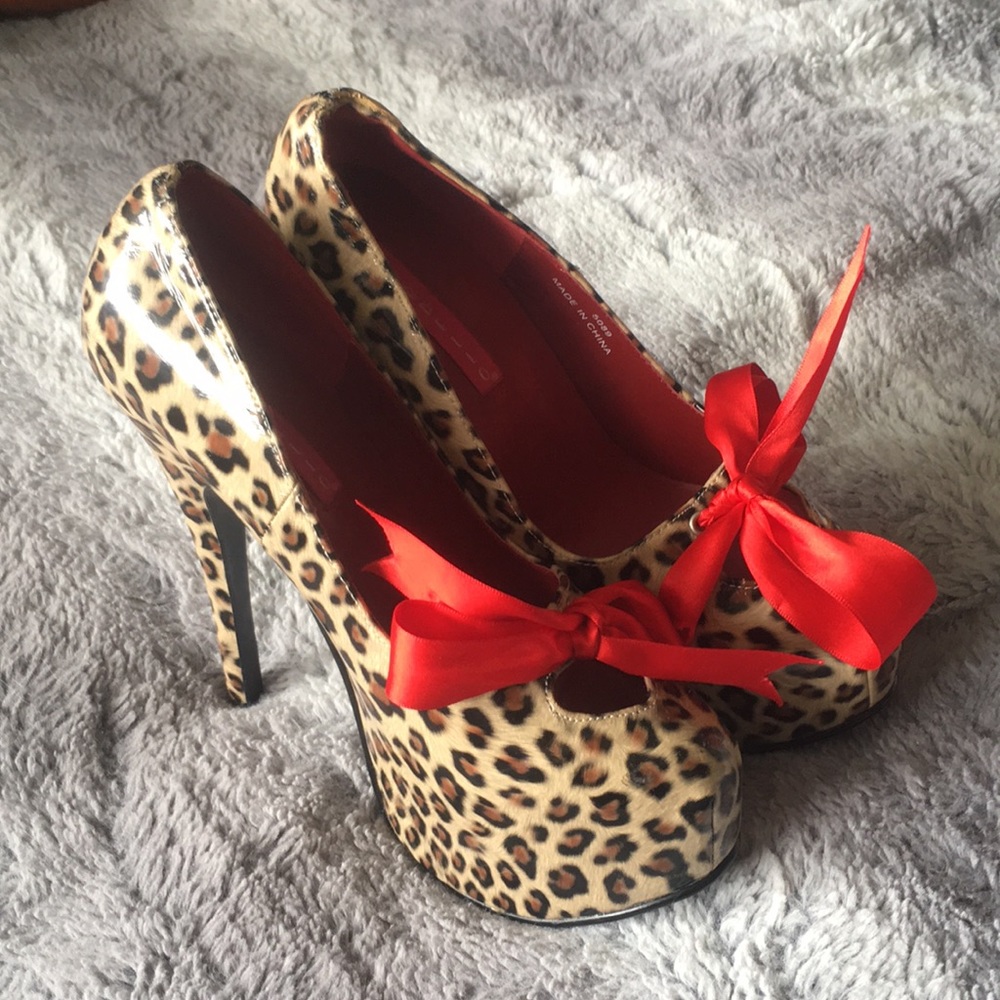 Womens bordello leopard heels